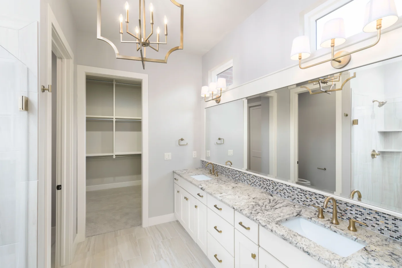 Bathroom vanity