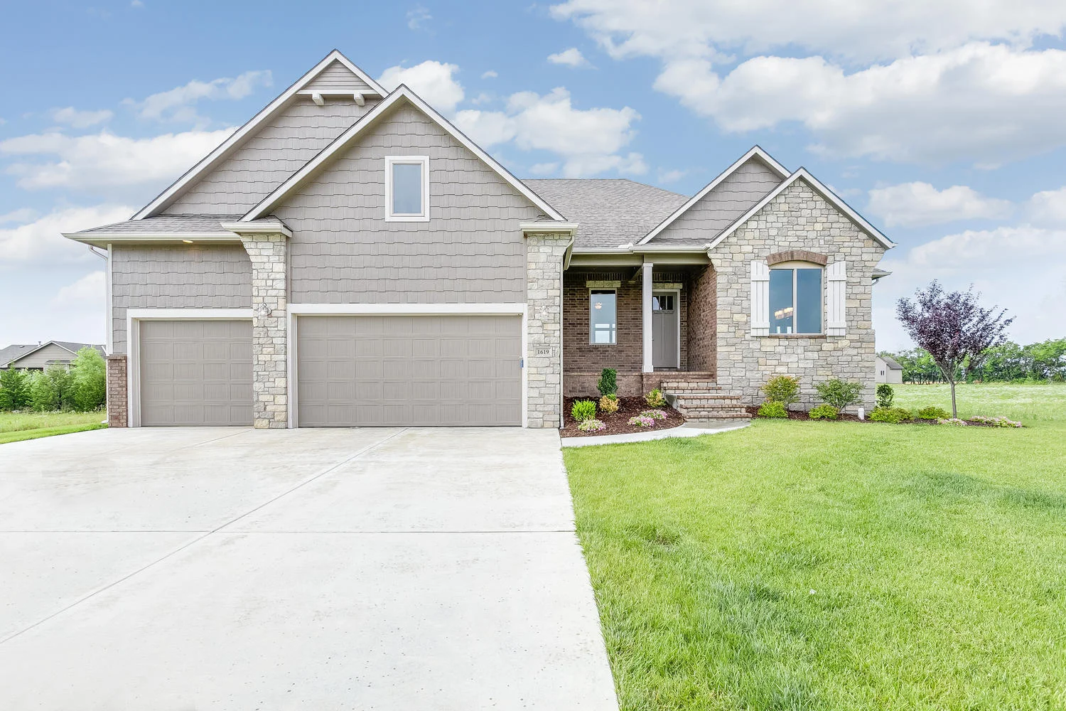 Biltmore Bonus custom home by Sharp Homes in Wichita, KS