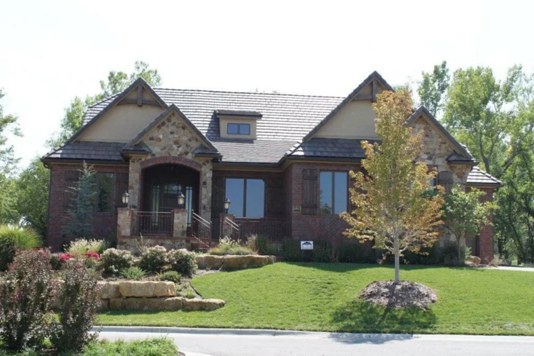Kensington floor plan by Sharp Homes