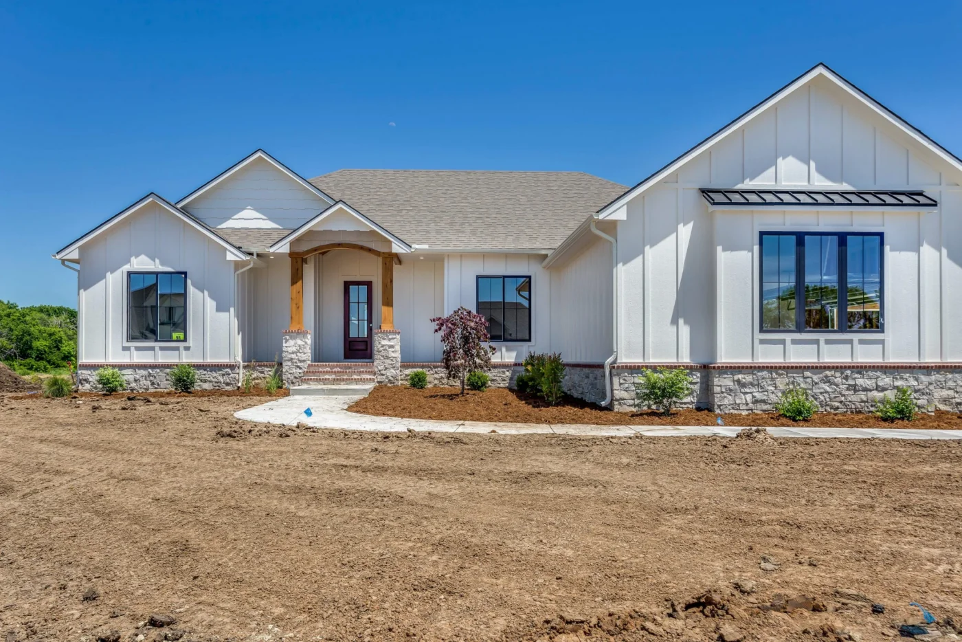Summerset Terrace Farmhouse Front Exterior