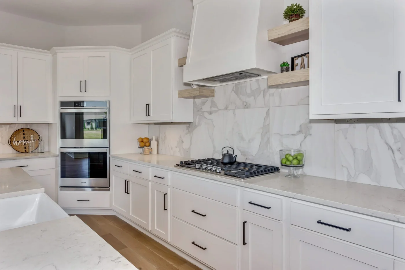 Summerset Terrace Farmhouse Kitchen Cabinets