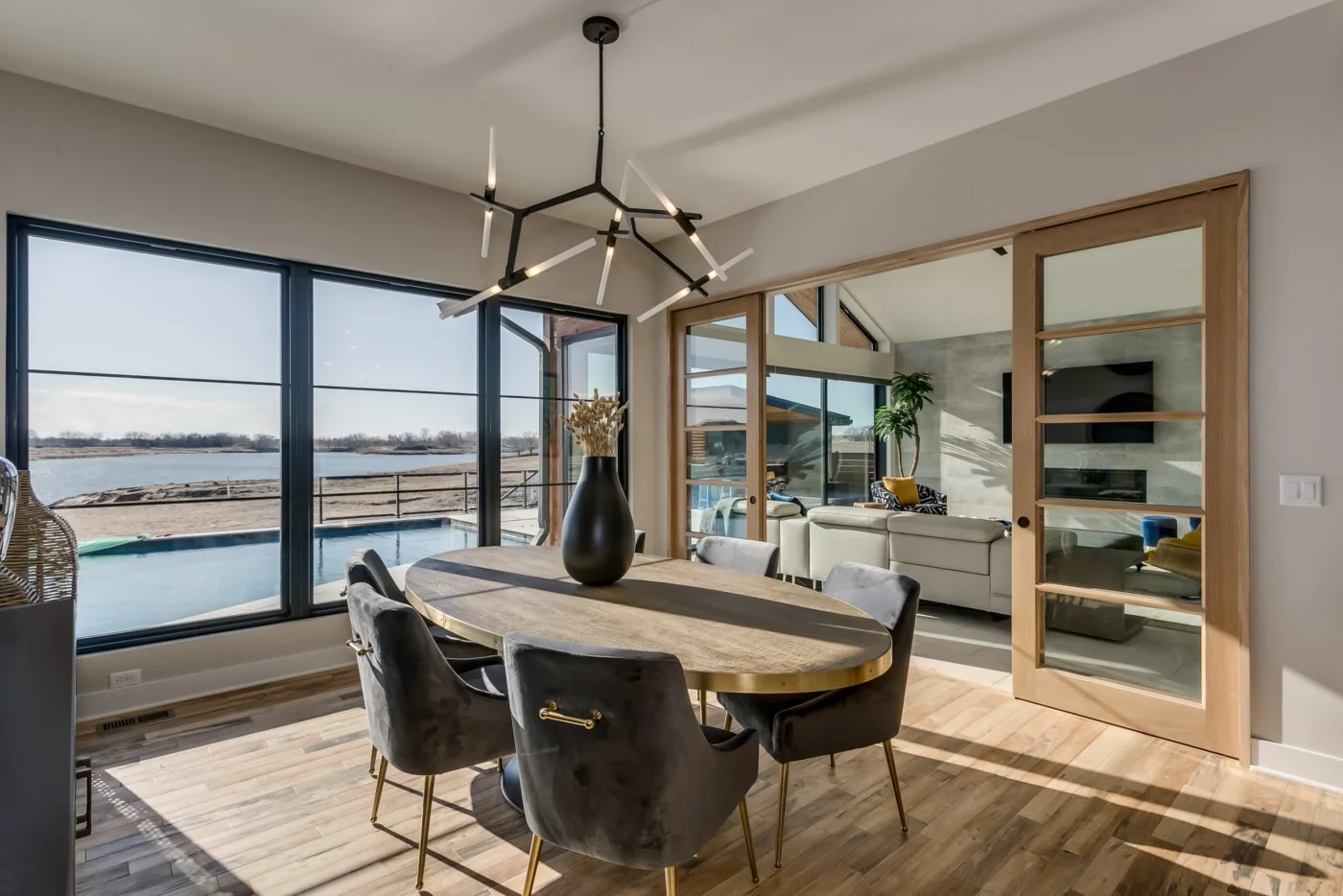 Summerset Estate Dining Area