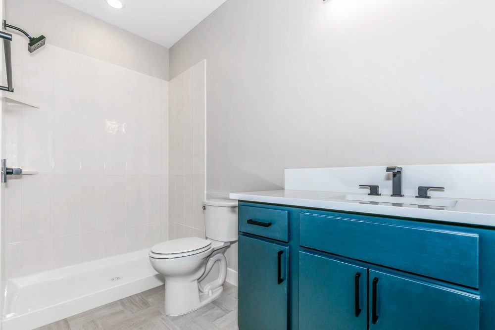 Mandalay Bonus (Large) Floor Plan Bathroom