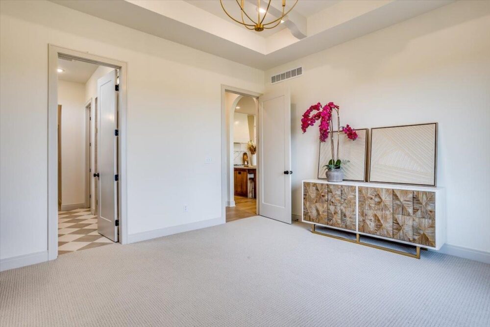 11414 E Fairfax Court 24