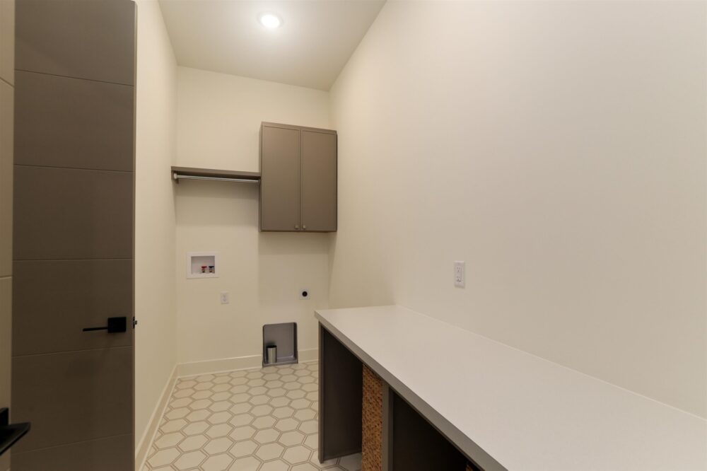 239 S Ciderbluff Cir 15