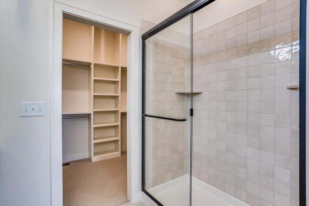 Mls Sck642970 Media Sck5293395 551