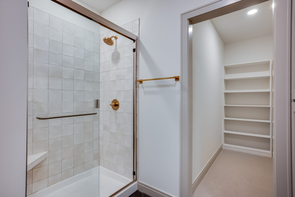 4612 Castaway Cir 51