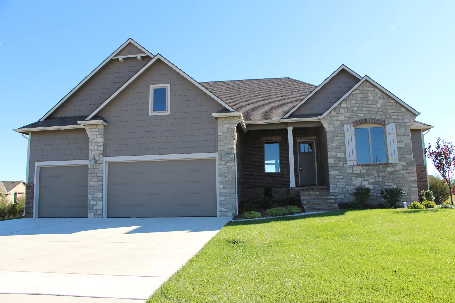 New single-level Sharp Homes house in Wichita, Kansas, the kind of home you can build with an FHA construction loan